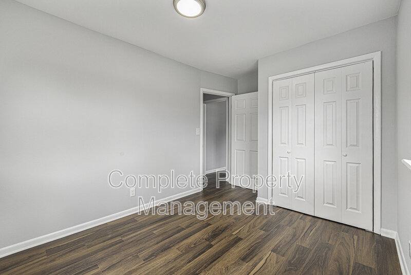 Apartment for rent at 1624 19th St Ensley - B, Birmingham, AL 35218