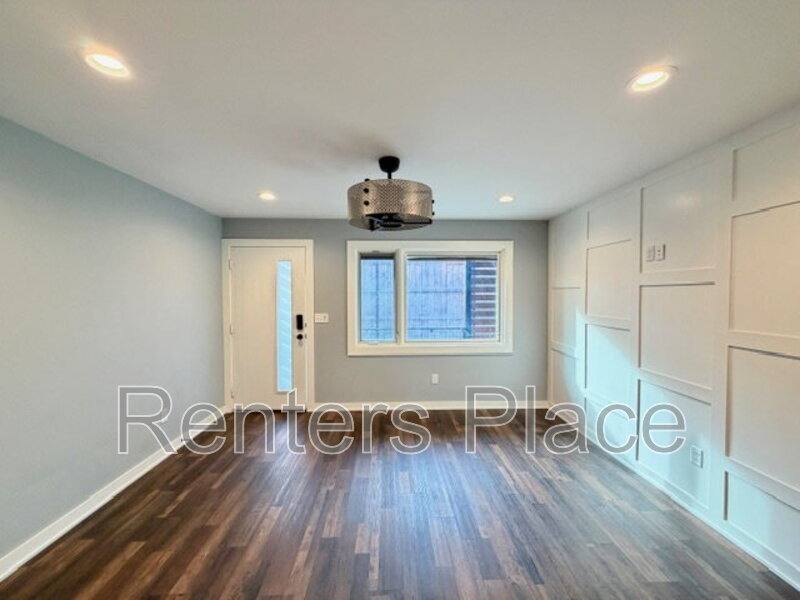 Apartment for rent at 807 S Trenton Ave #1, Tulsa, OK 74120