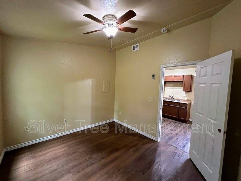 Apartment for rent at 358 Brighton Oaks Dr #2, Boyd, TX 76023