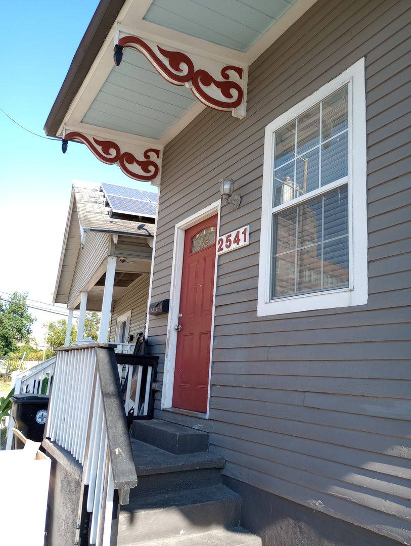 Apartment for rent at 2539-41 Gravier, New Orleans, LA 70119