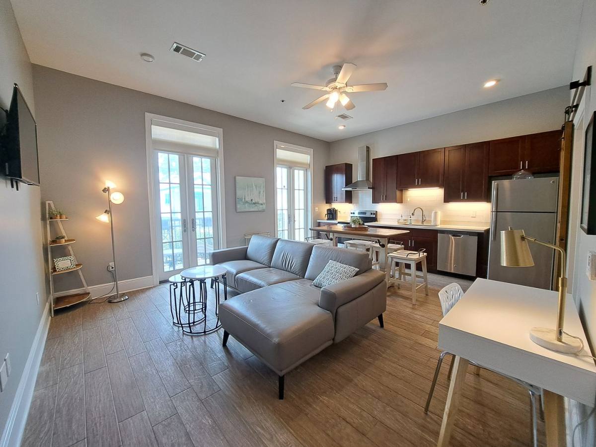 Apartment for rent at 2525 Cadiz St, New Orleans, LA 70115
