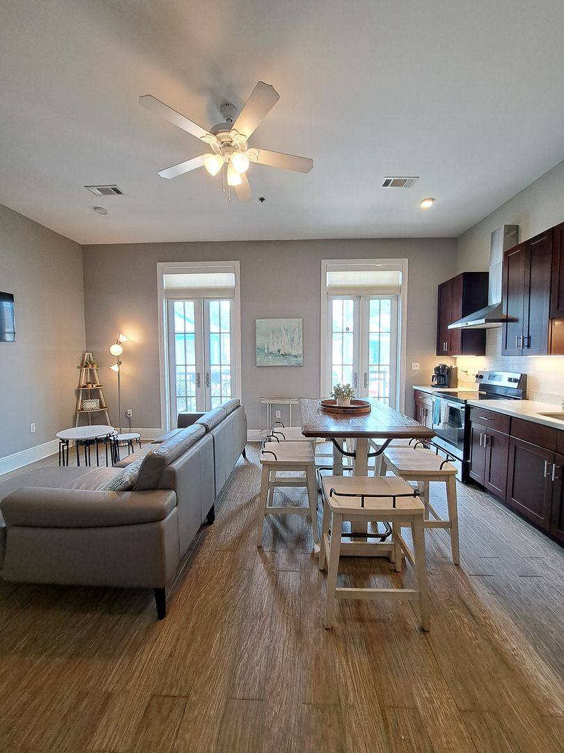 Apartment for rent at 2525 Cadiz St, New Orleans, LA 70115