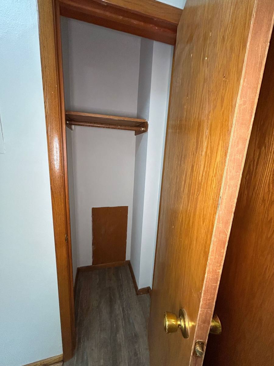 Apartment for rent at 424 W 24th St, Minneapolis, MN 55405