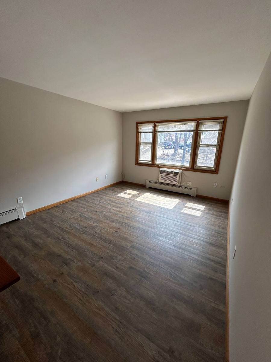 Apartment for rent at 424 W 24th St, Minneapolis, MN 55405