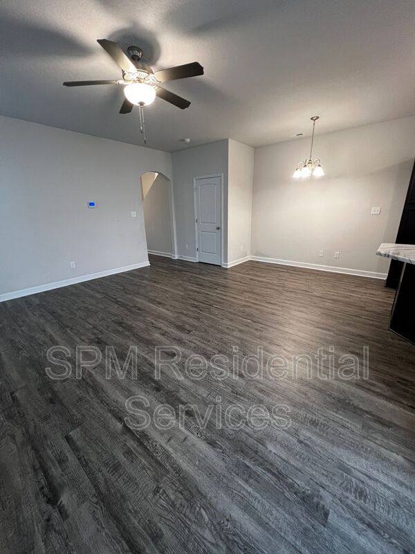 Townhouse for rent at 407 Vandemere Court, Holly Ridge, NC 28445