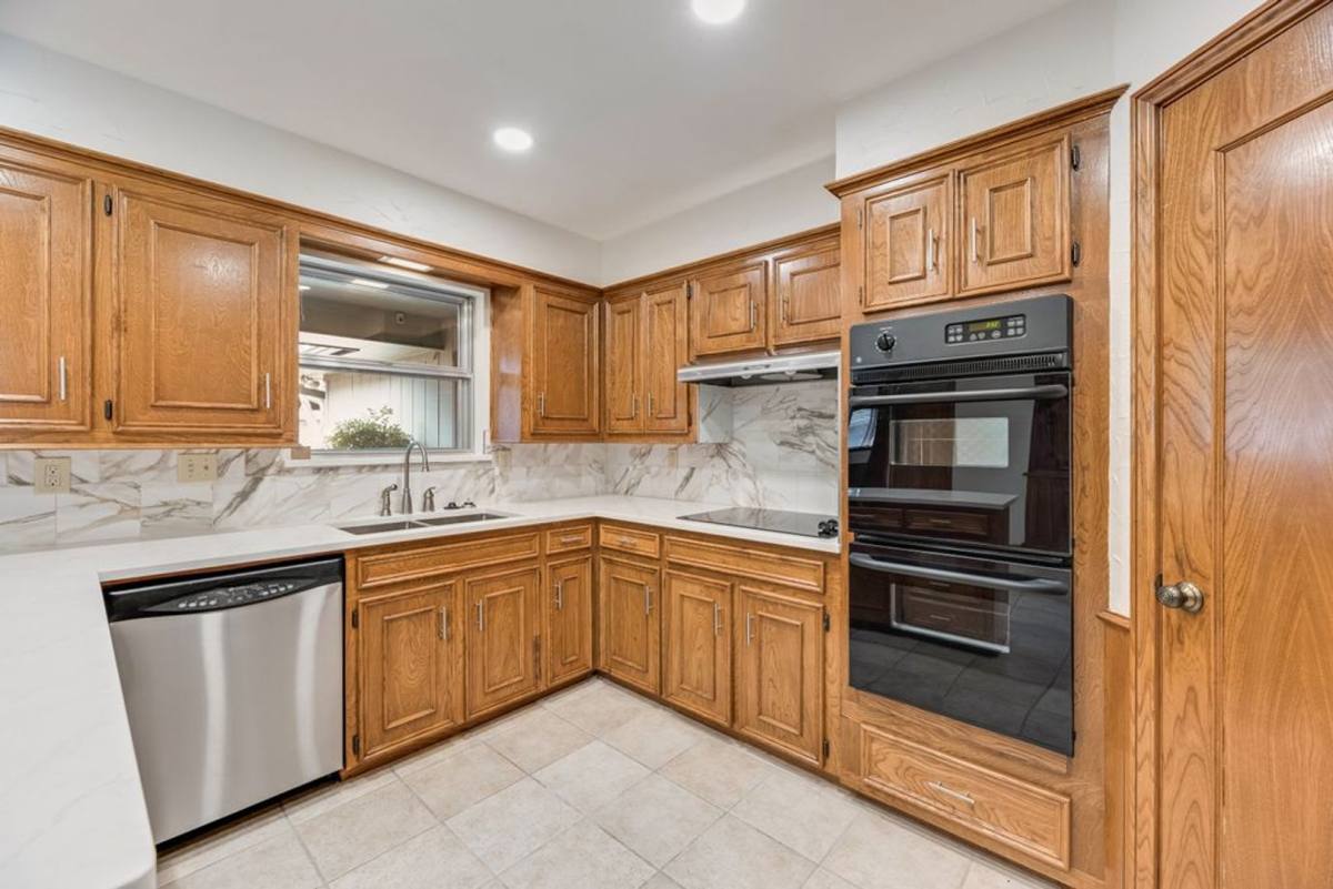 House for rent at 6943 Mill Falls, Dallas, TX 75248