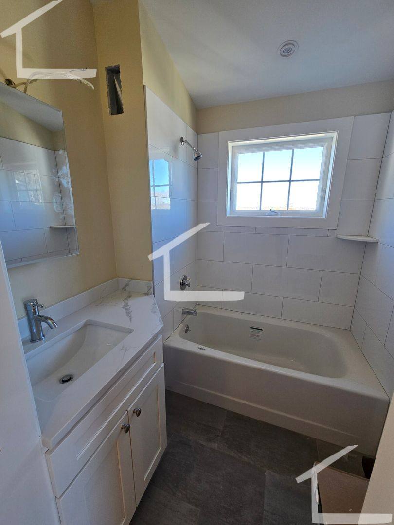 Townhouse for rent at 3B Glenley Terrace #R, Brighton, MA 02135