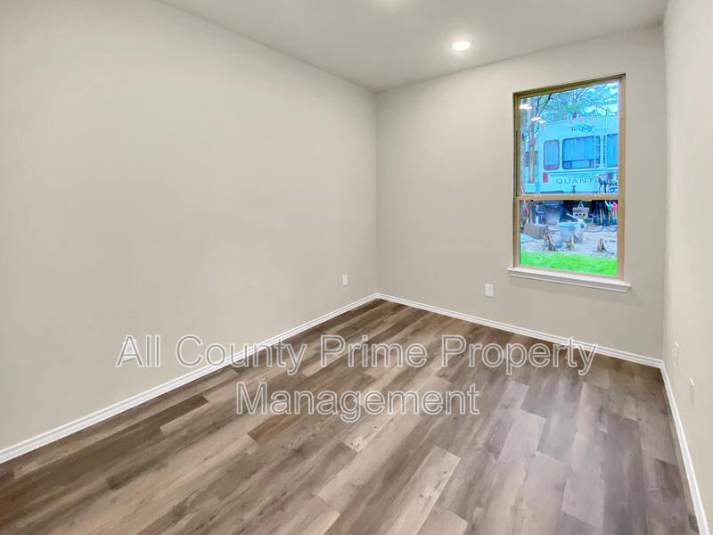 House for rent at 11593 Persimmon St, Willis, TX 77318