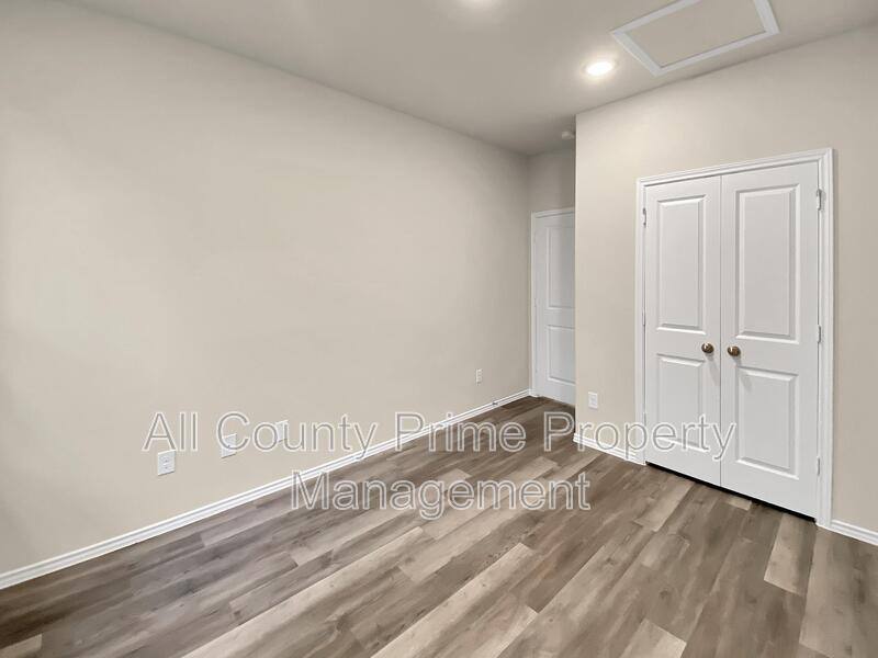 House for rent at 11593 Persimmon St, Willis, TX 77318