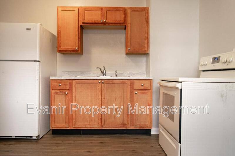 Apartment for rent at 113 Niagara Ave #1, Dayton, OH 45405