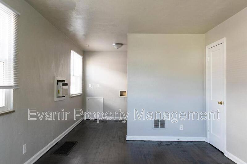 Apartment for rent at 113 Niagara Ave #1, Dayton, OH 45405