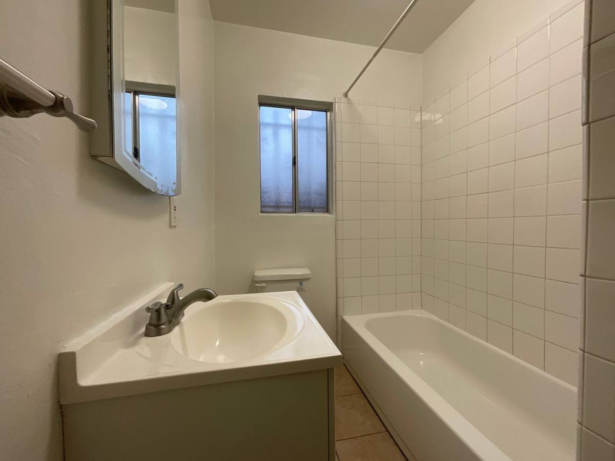 Apartment for rent at 519 S Tamarind Ave, Compton, CA 90220