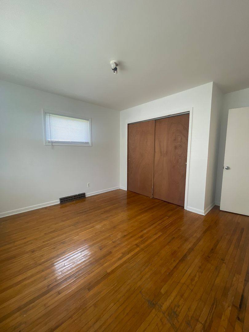 House for rent at 137 Western Ave, Waterloo, IA 50701