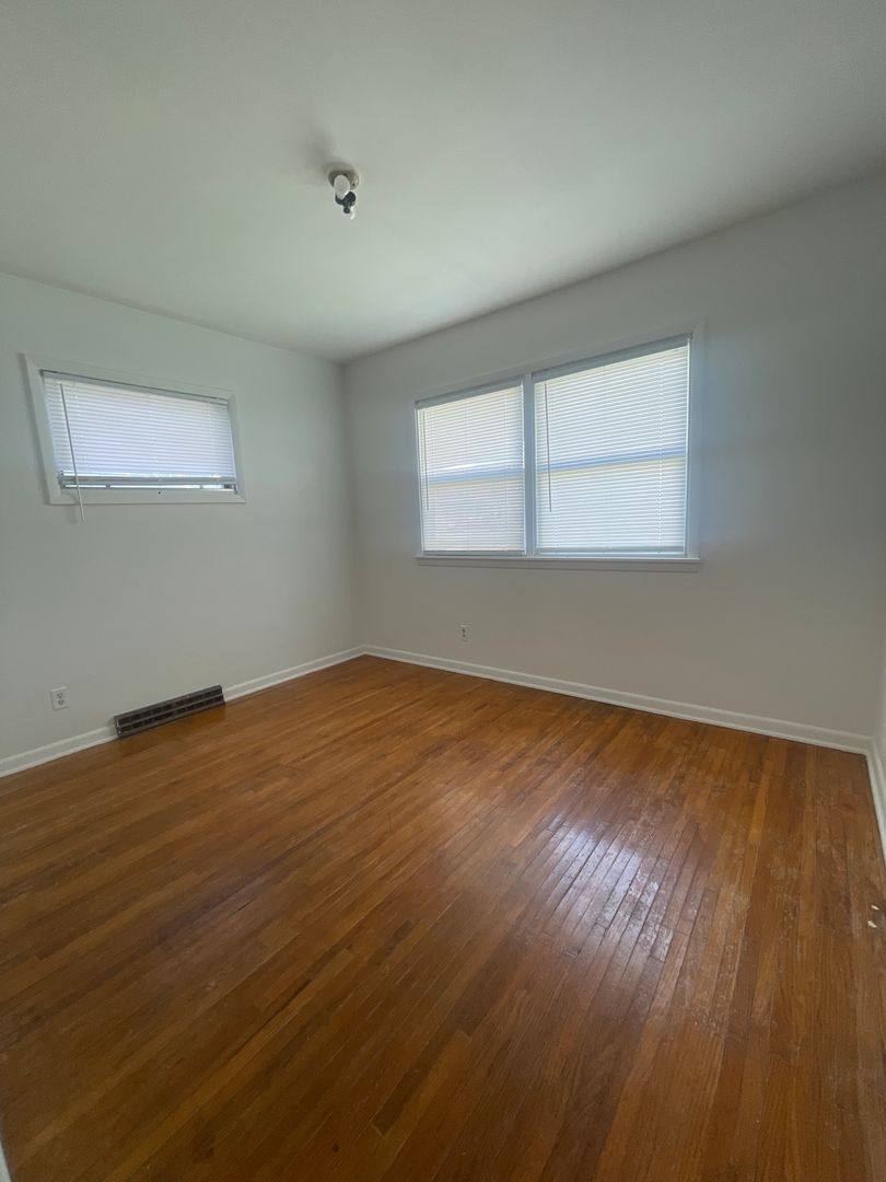 House for rent at 137 Western Ave, Waterloo, IA 50701