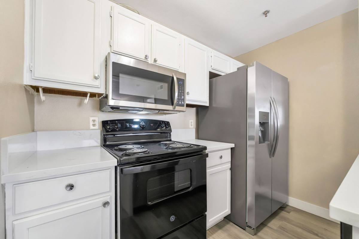 House for rent at 1381 E University Ave, Las Vegas, NV 89119