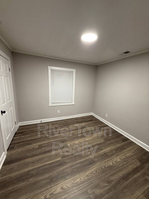 Apartment for rent at 1659 Southern Ave, Memphis, TN 38114