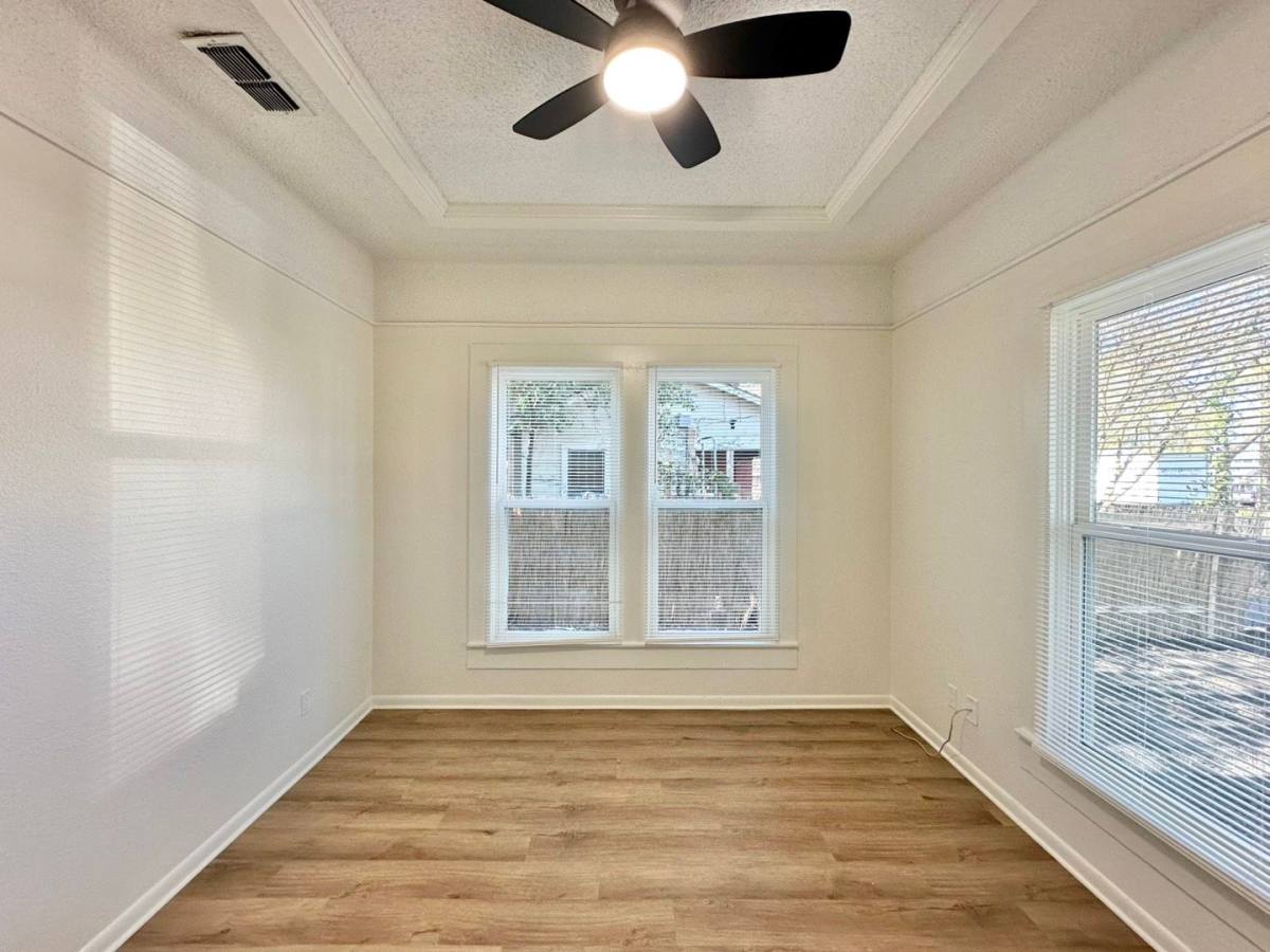 Apartment for rent at 403 E Noble St, Tyler, TX 75702