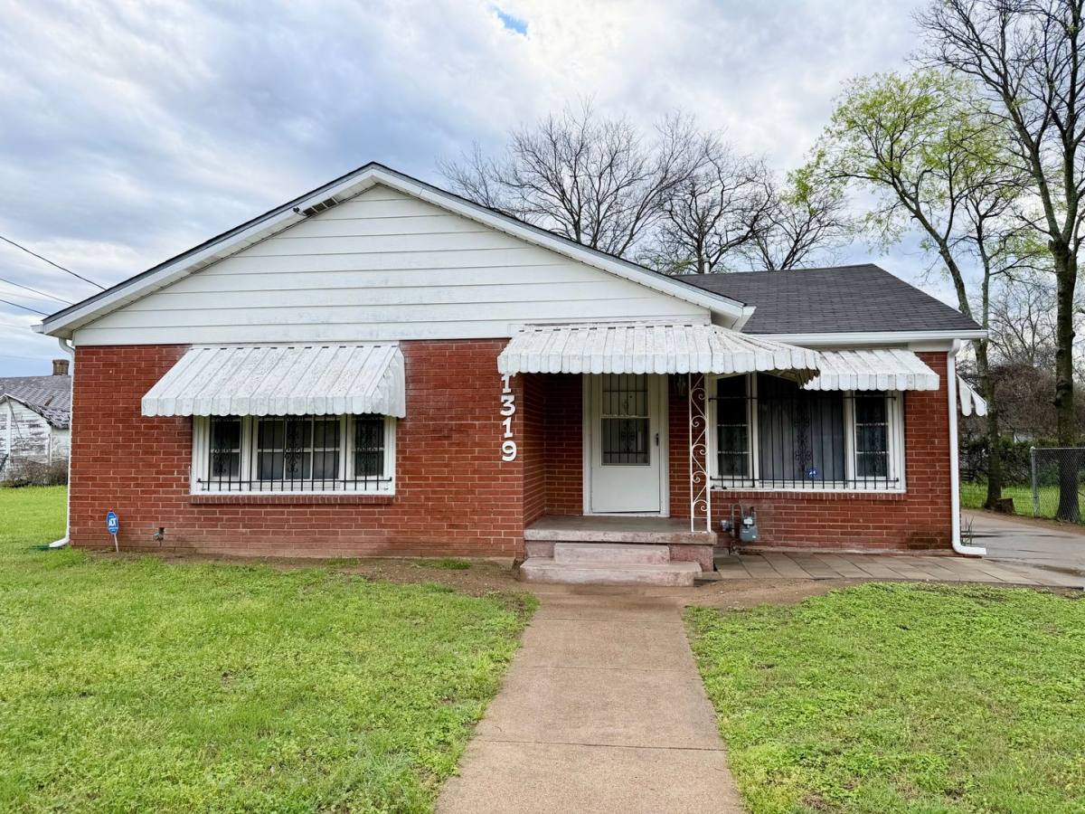 House for rent at 1319 Tabor St, Waco, TX 76704