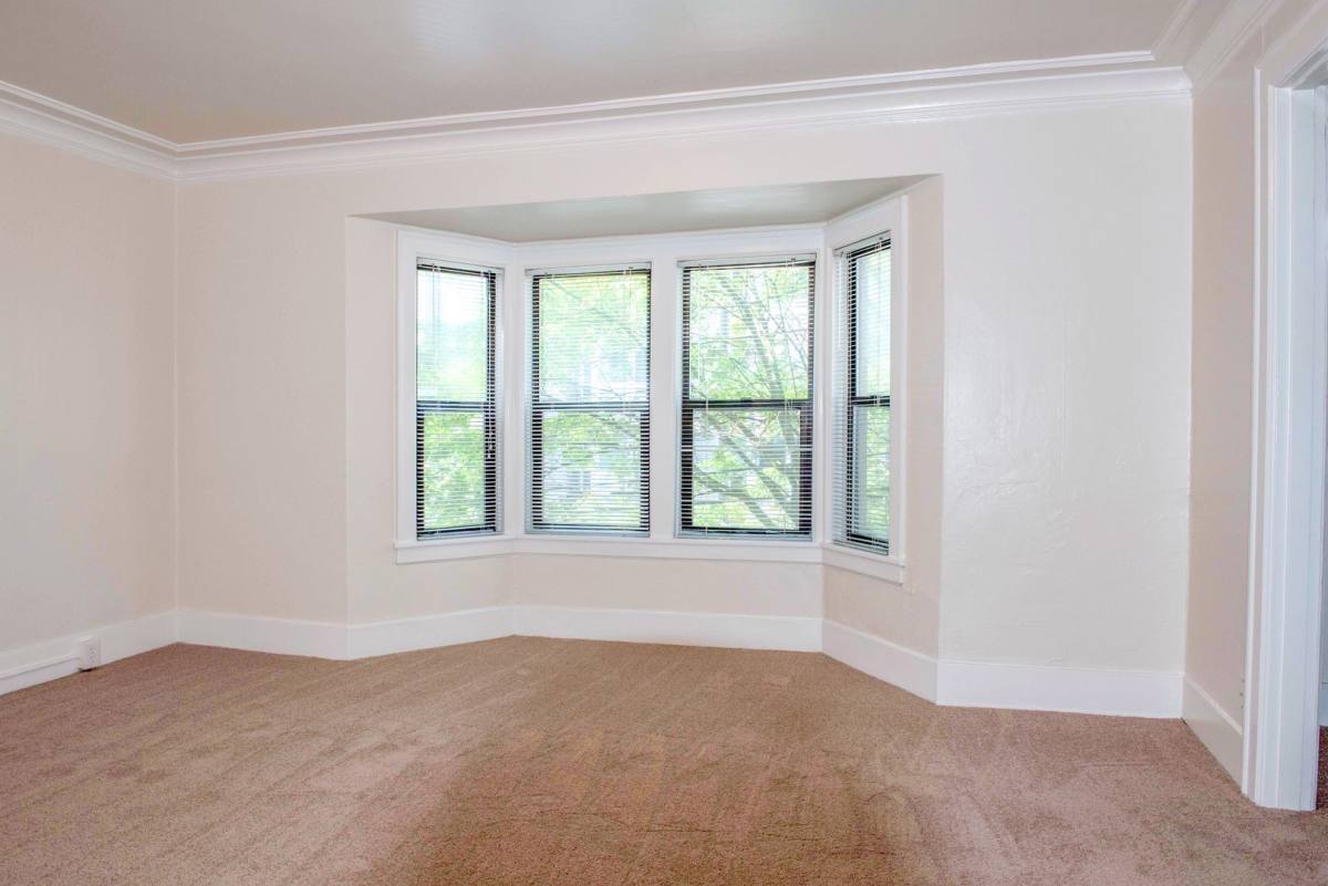 Apartment for rent at 1509 E Madison St, Seattle, WA 98122