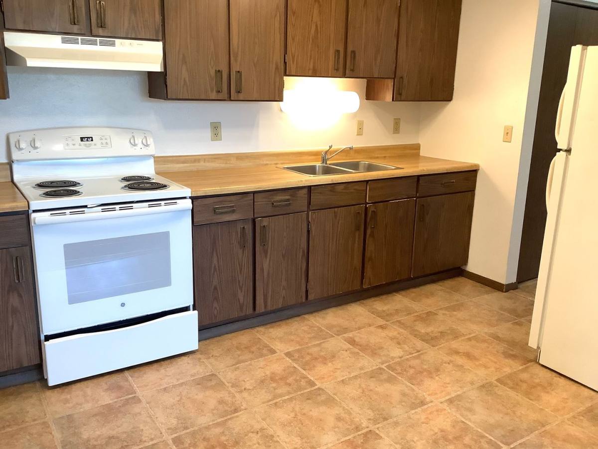Apartment for rent at 1612 Praire Ave, Dickinson, ND 58601