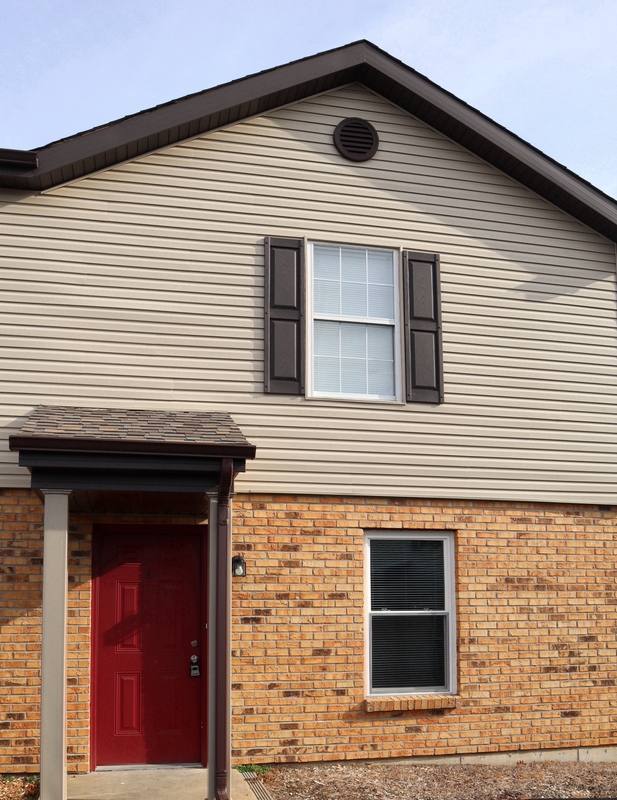 Townhouse for rent at 1111 Columbus Circle #B, Warrenton, MO 63383