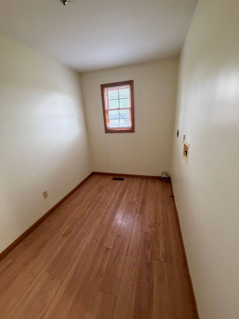 Apartment for rent at 1114 W Depoy Dr, Columbia City, IN 46725