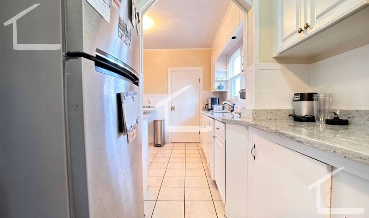 Apartment for rent at 4 Glenley Terrace, Brighton, MA 02135