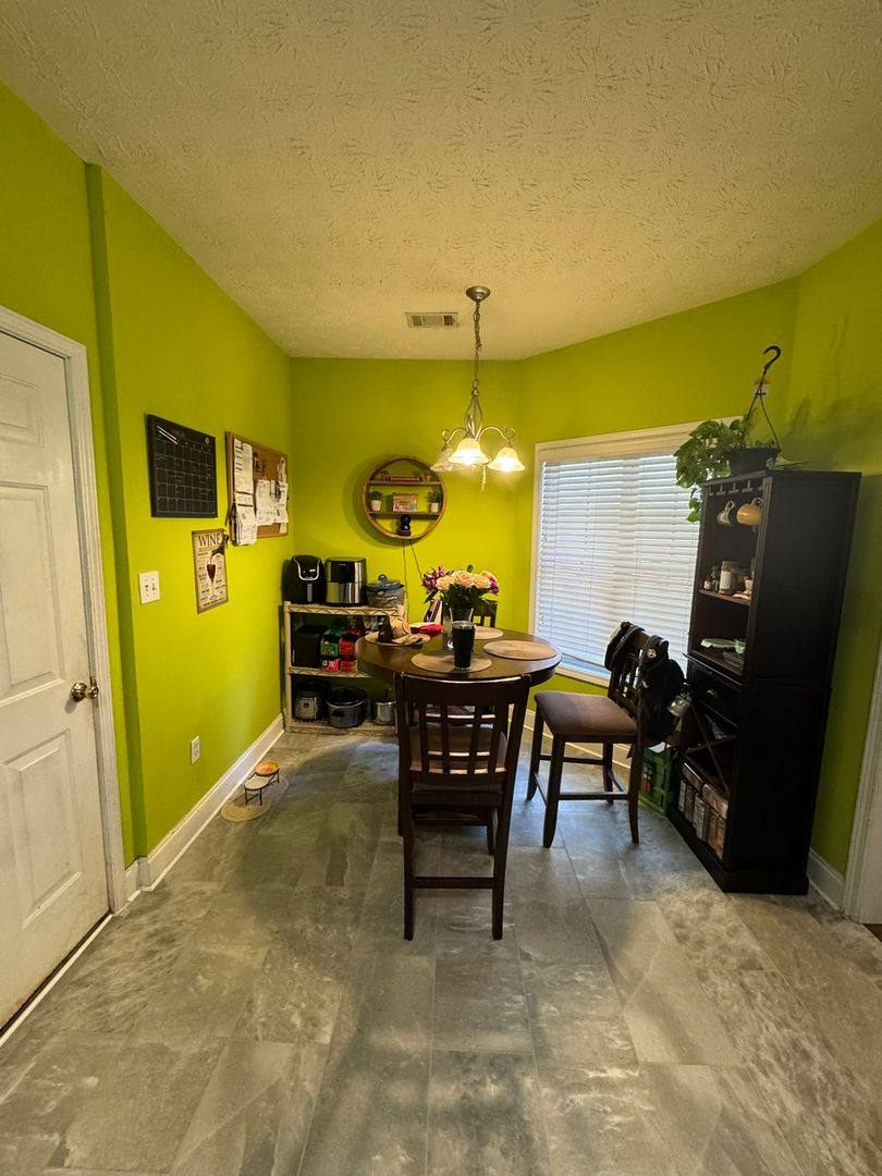 House for rent at 237 Wiltshire Dr, Athens, GA 30605