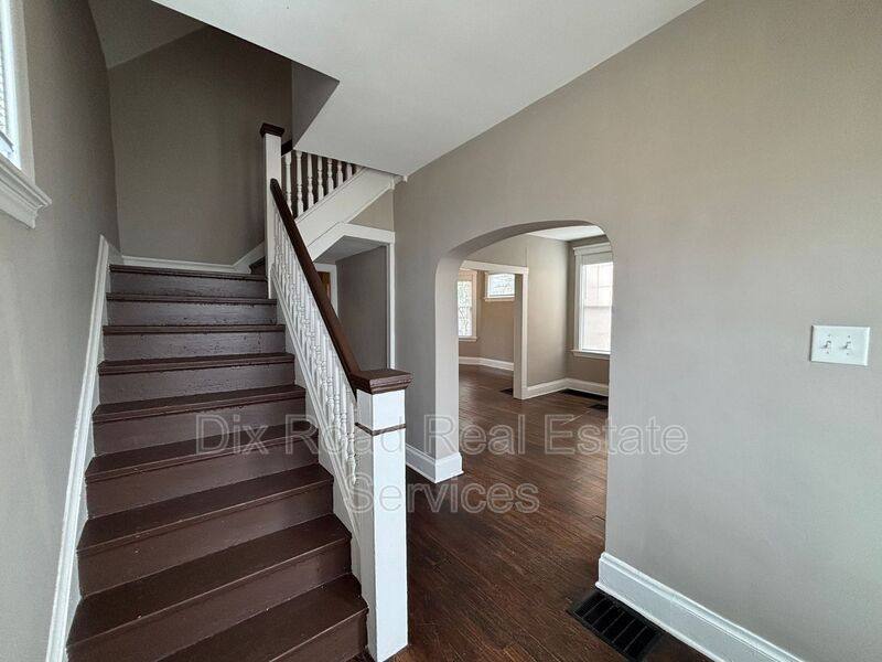 House for rent at 5310 Carthage Ave, Cincinnati, OH 45212