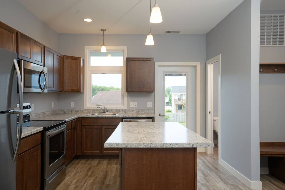 Townhouse for rent at 100 Blue Jay Trail, Mankato, MN 56001