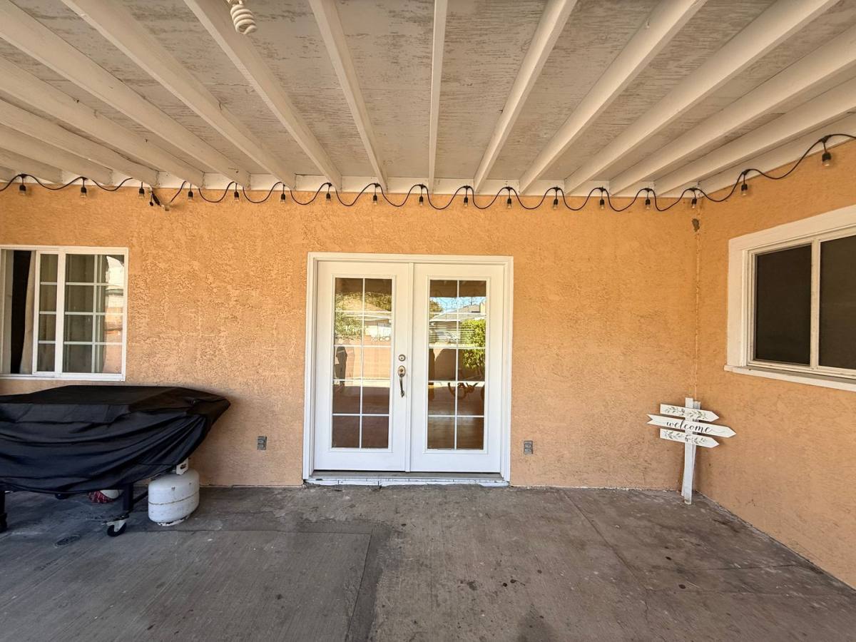 House for rent at 10253 Mapledale St, Bellflower, CA 90706