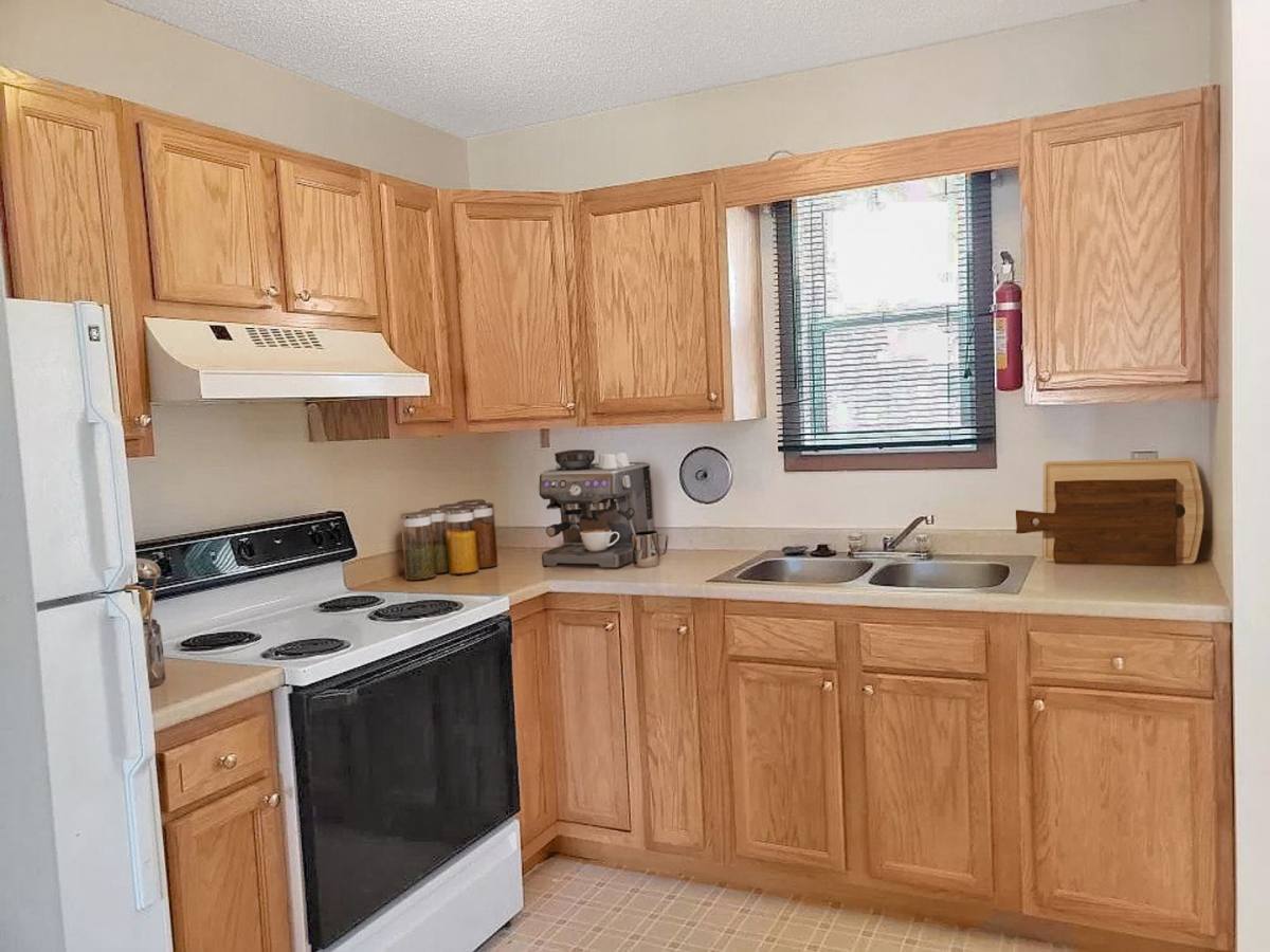 Apartment for rent at 420 Cedar St, Story City, IA 50248
