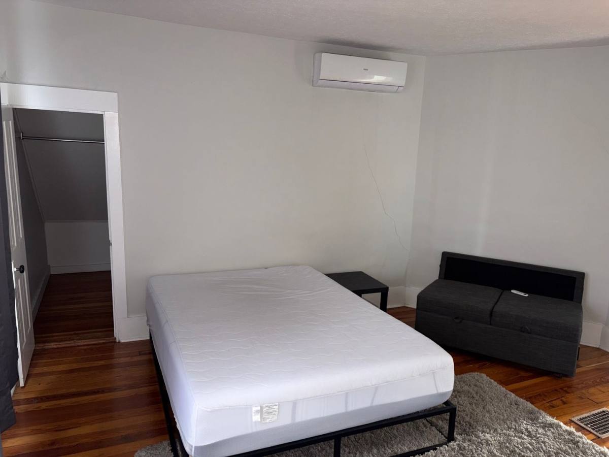 Apartment for rent at 209-B N Mulberry, Elizabethtown, KY 42701