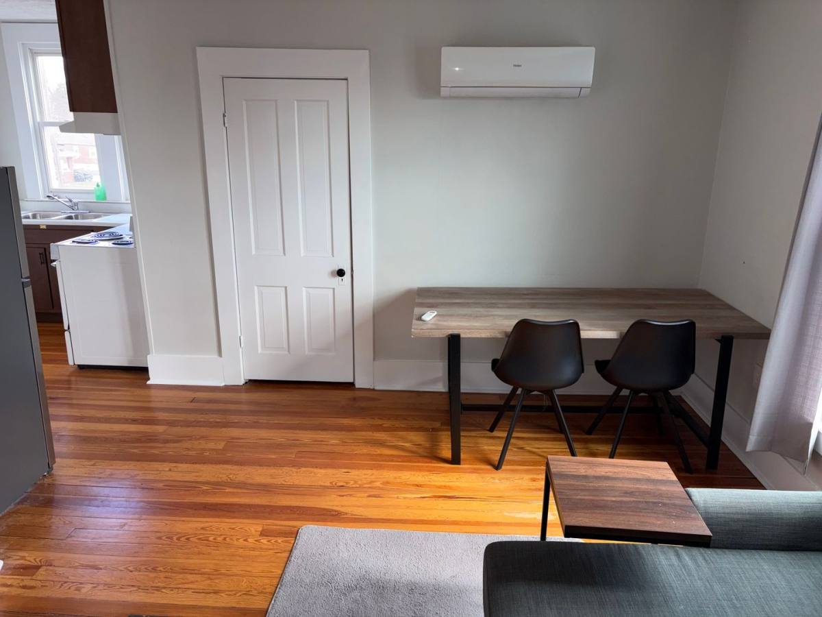 Apartment for rent at 209-B N Mulberry, Elizabethtown, KY 42701