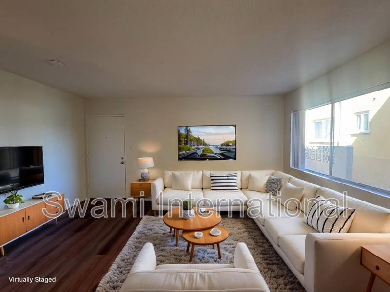 Apartment for rent at 12615 Oxford Ave #B, Hawthorne, CA 90250