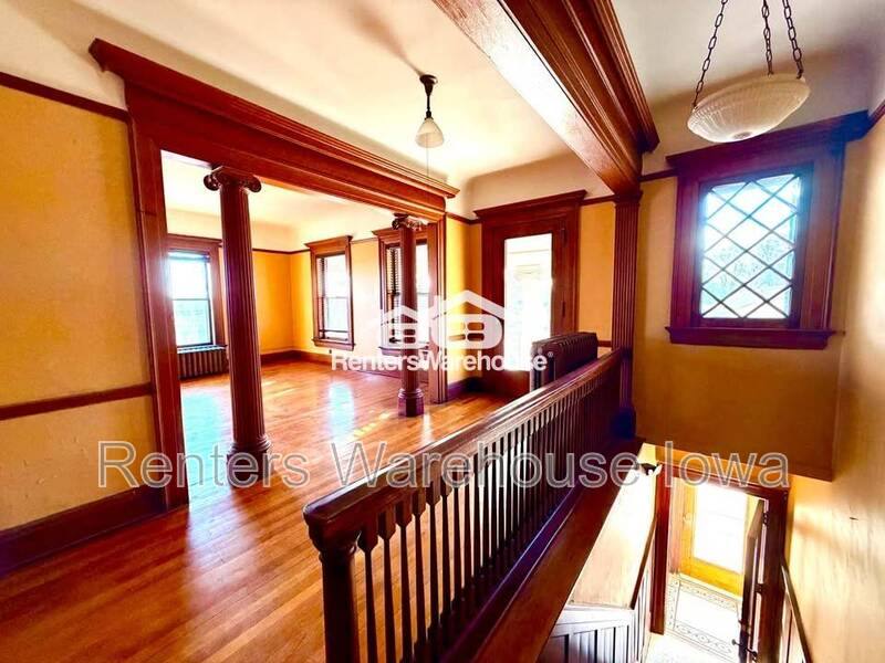 Apartment for rent at 669 17th St #667, Des Moines, IA 50314