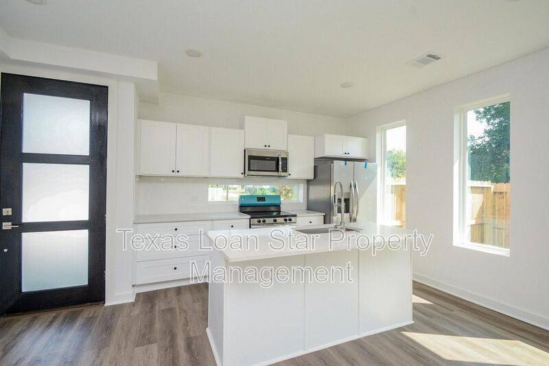 Apartment for rent at 4358 Clover St #A, Houston, TX 77051