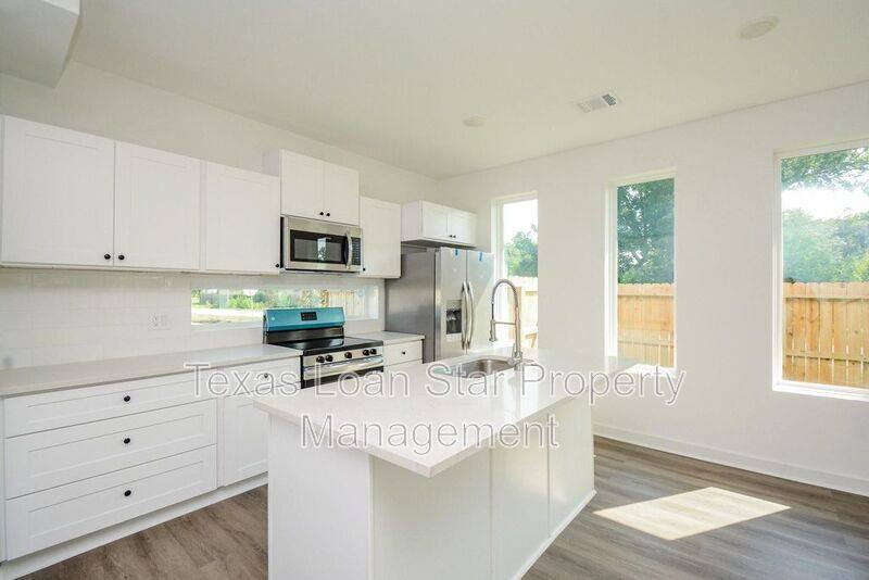 Apartment for rent at 4358 Clover St #A, Houston, TX 77051