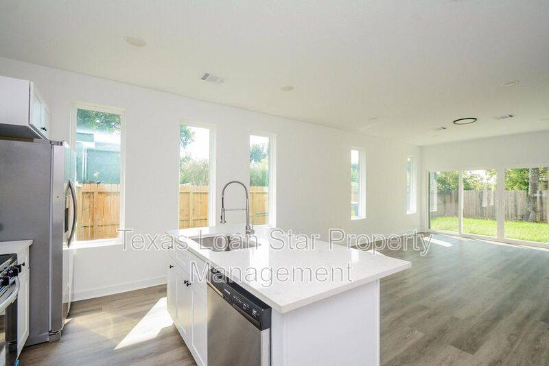 Apartment for rent at 4358 Clover St #A, Houston, TX 77051