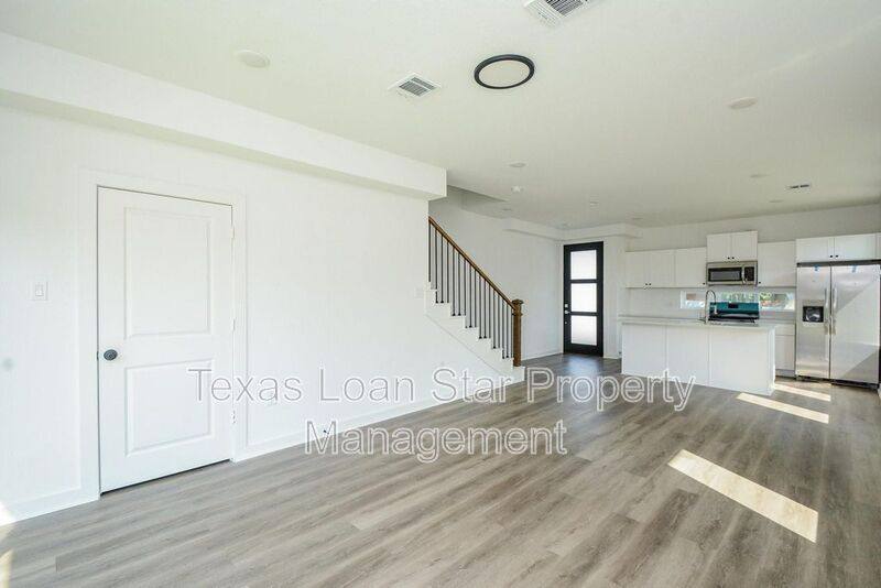 Apartment for rent at 4358 Clover St #A, Houston, TX 77051