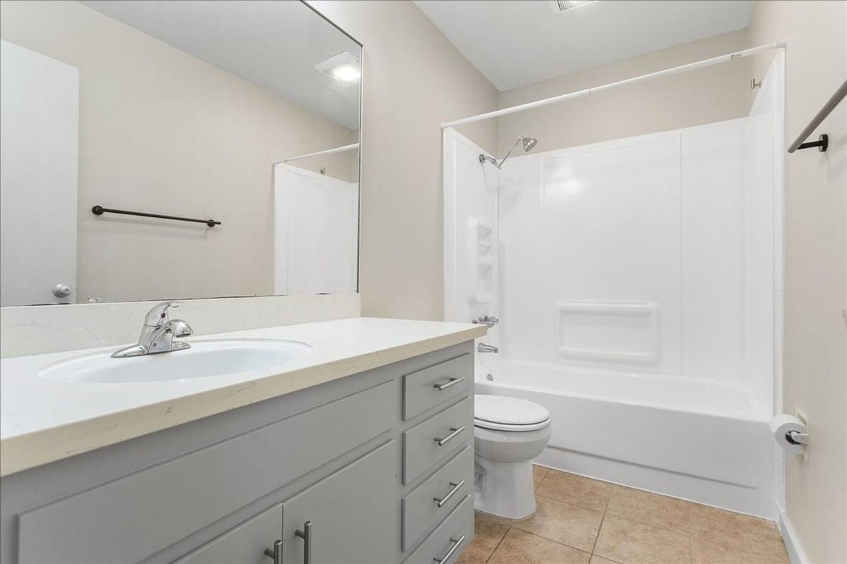 Apartment for rent at 528 Merritt Ave, Oakland, CA 94610