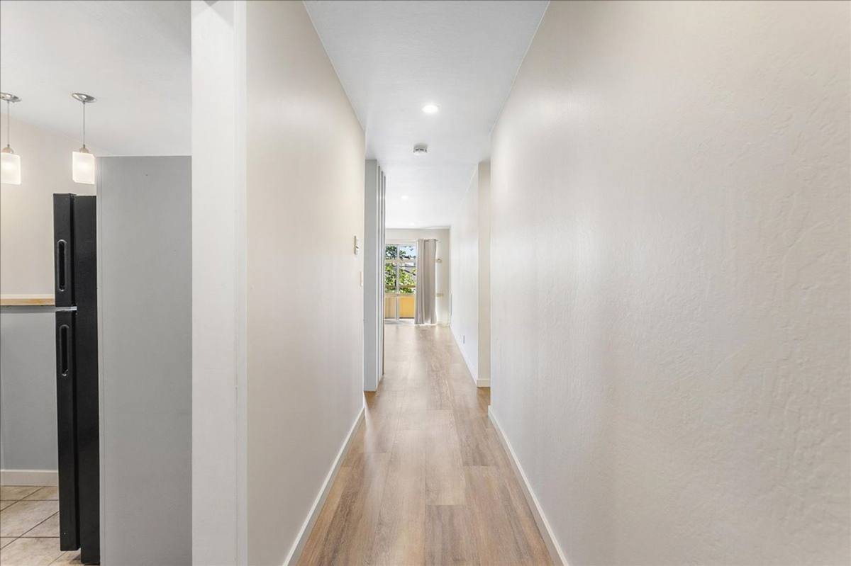 Apartment for rent at 528 Merritt Ave, Oakland, CA 94610