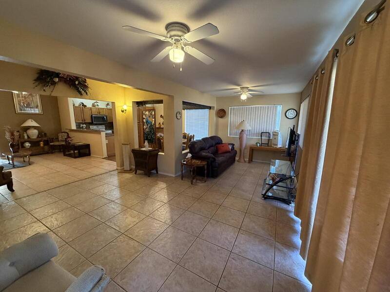 House for rent at 6761 S Oakmont Dr, Chandler, AZ 85249