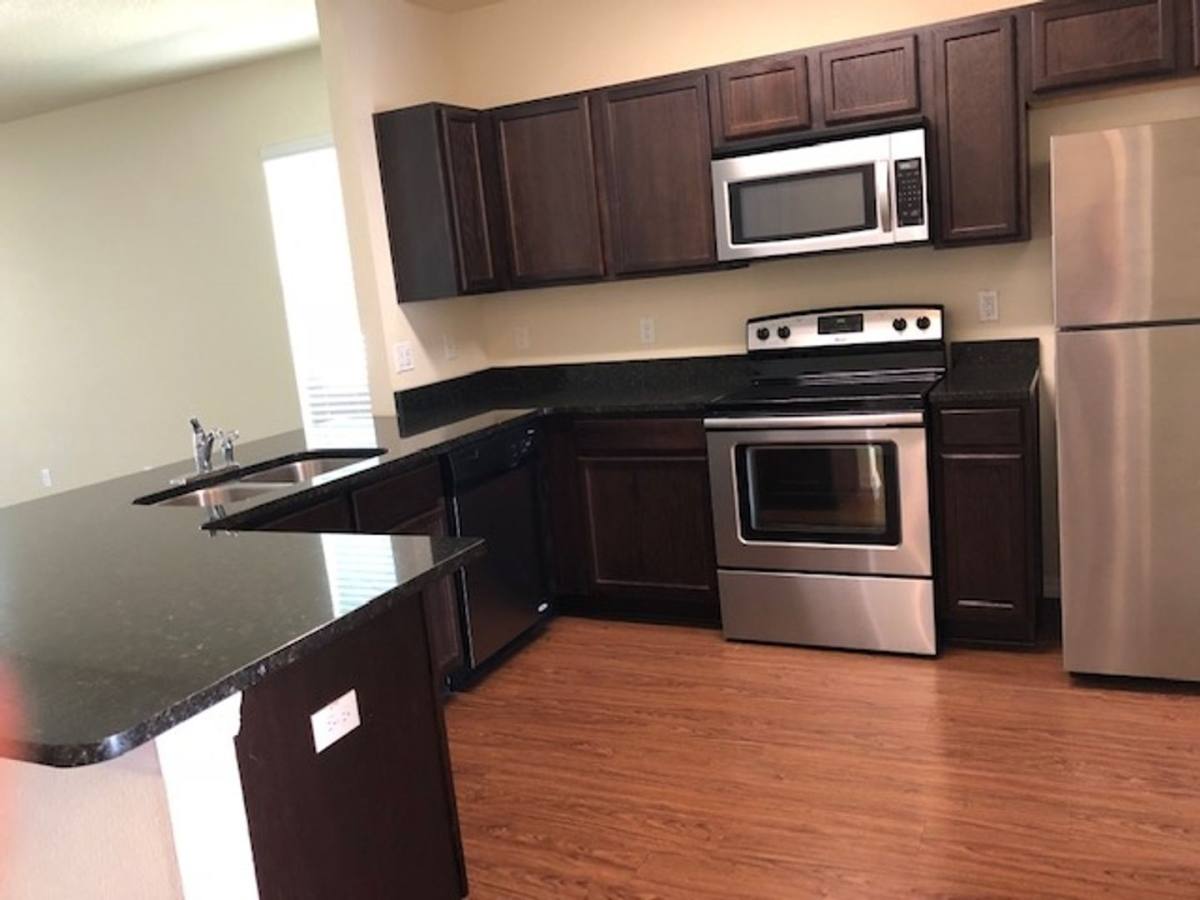 Apartment for rent at 442 Belle Montclair Loop, Brandon, FL 33510