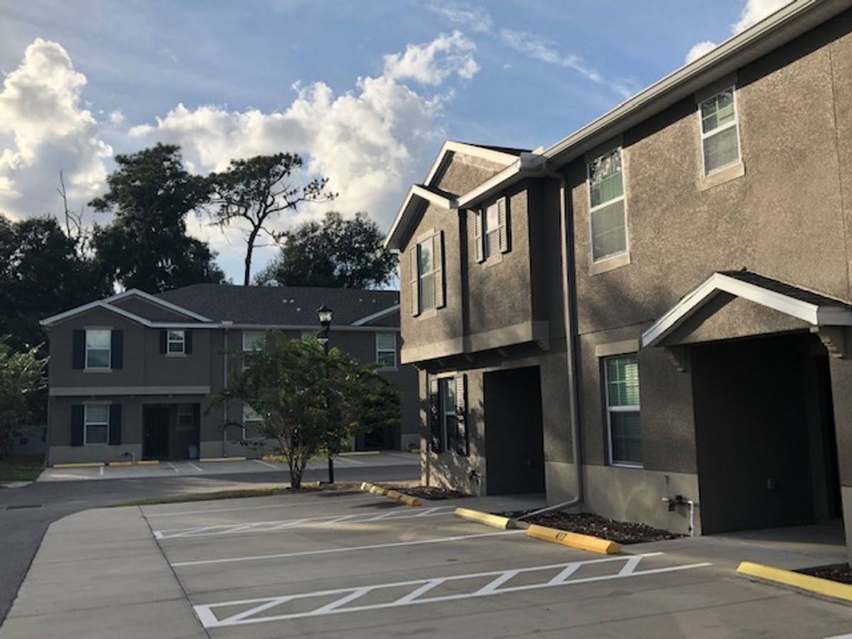 Apartment for rent at 442 Belle Montclair Loop, Brandon, FL 33510