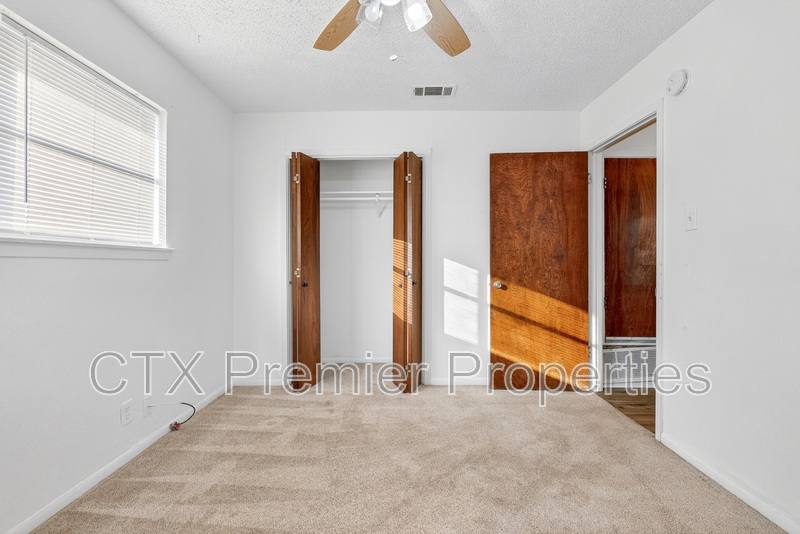 Apartment for rent at 911 Yorktown Dr, Temple, TX 76504