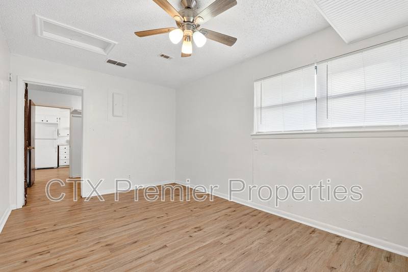 Apartment for rent at 911 Yorktown Dr, Temple, TX 76504