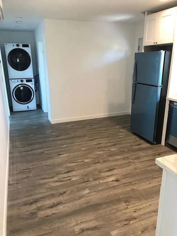 Apartment for rent at 6481 E El Roble St #A, Long Beach, CA 90815