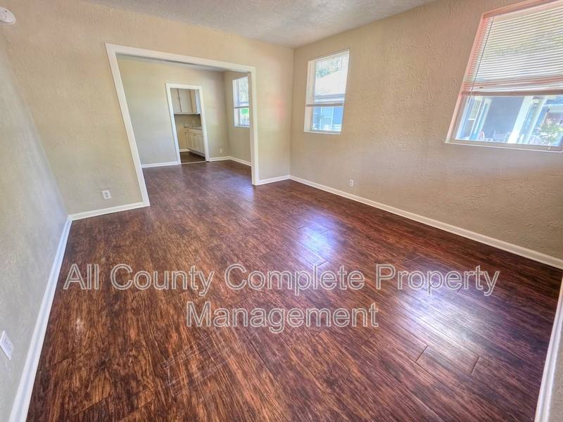 House for rent at 916 W 25th St, Jacksonville, FL 32209