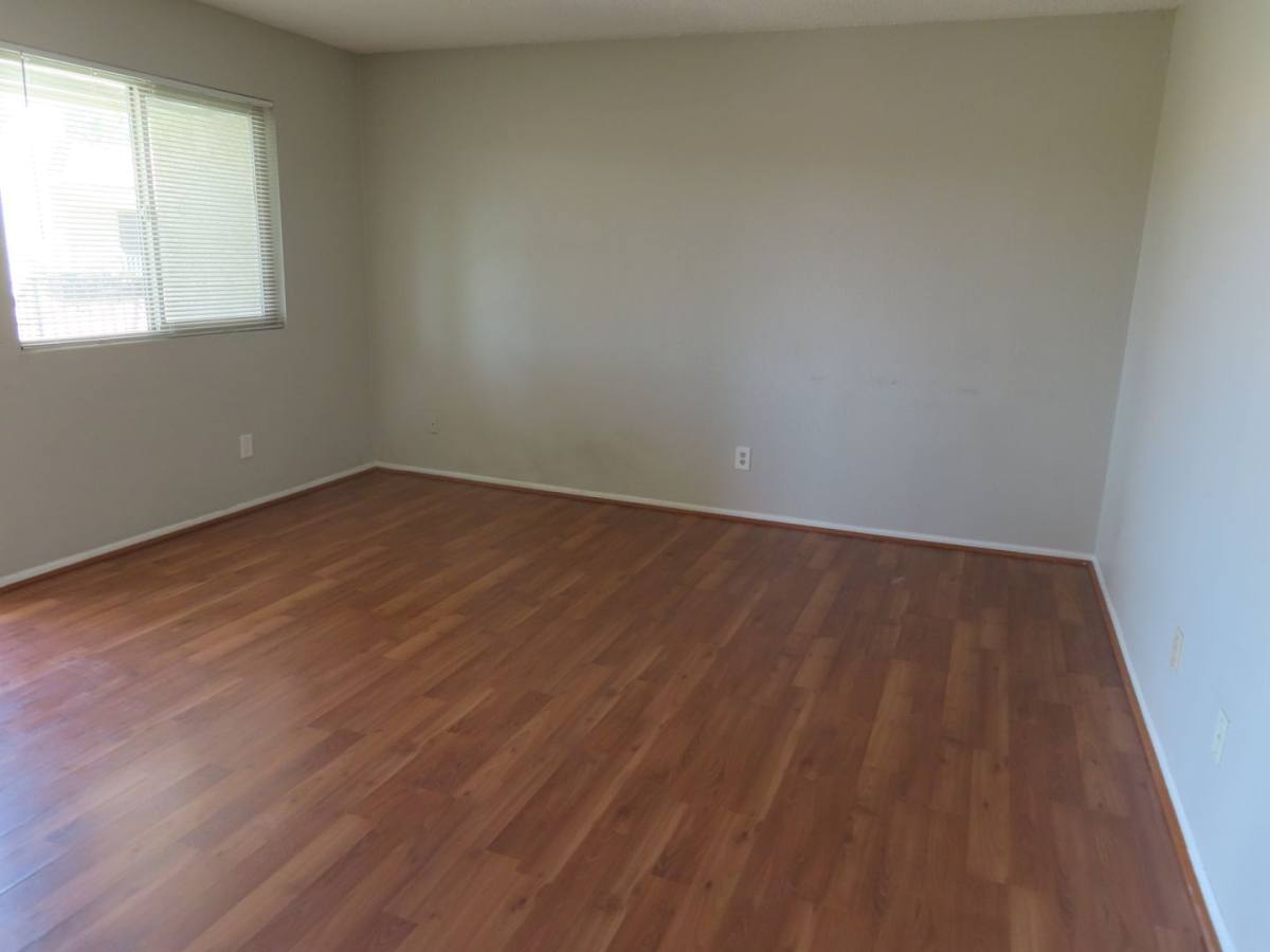 Condo for rent at 2220 W Dora St, Mesa, AZ 85201